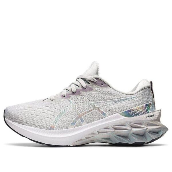 (WMNS) ASICS Novablast 2 'Platinum' 1012B131-020